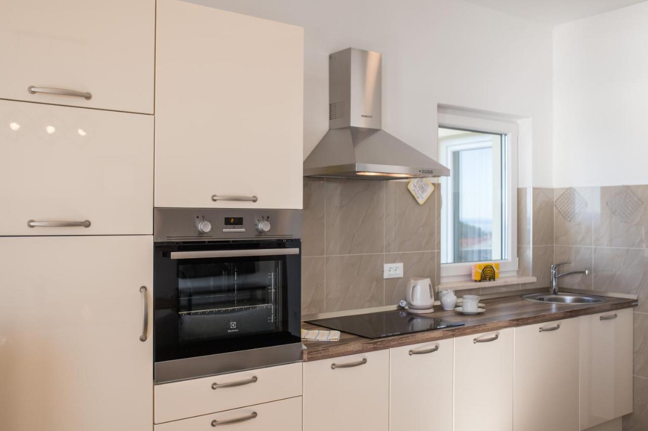 Apartment Maris Makarska Esterno foto